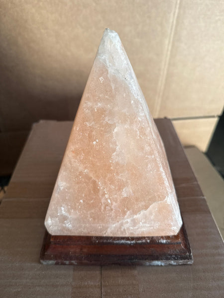 Pyramid lamp - Black Tai Salt Co.