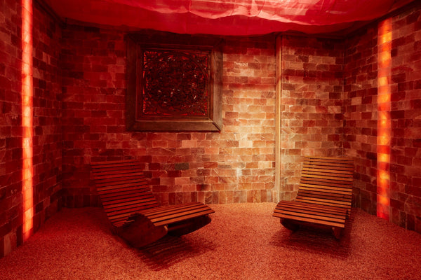 Himalayan Salt Room 4' x 4' Surface Area - 16 Sq feet - 8"x8"x2" - Black Tai Salt Co.